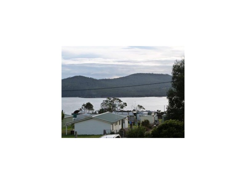 26 Wedge Avenue, White Beach TAS 7184