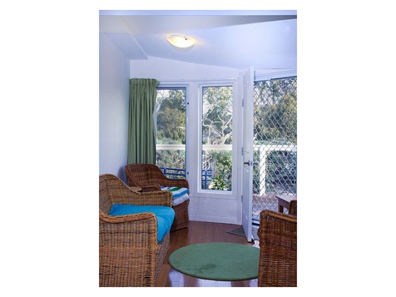 5 Erle Street West, Carlton River TAS 7173