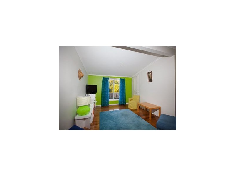 5 Erle Street West, Carlton River TAS 7173