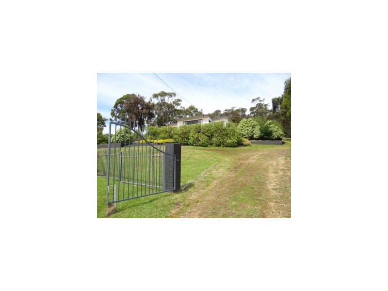 403 White Beach Road, White Beach TAS 7184