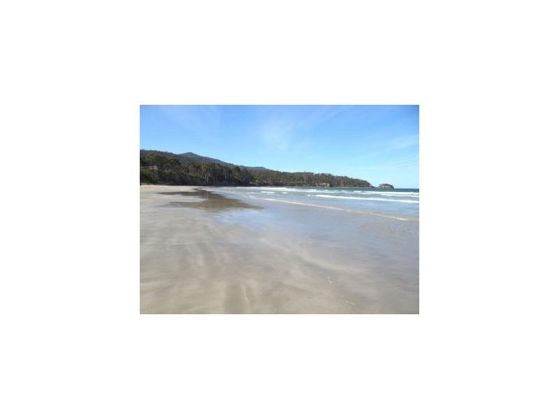 Lots 1 & 4 Pirates Bay Road, Eaglehawk Neck TAS 7179