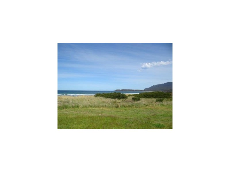 Lots 1 & 4 Pirates Bay Road, Eaglehawk Neck TAS 7179