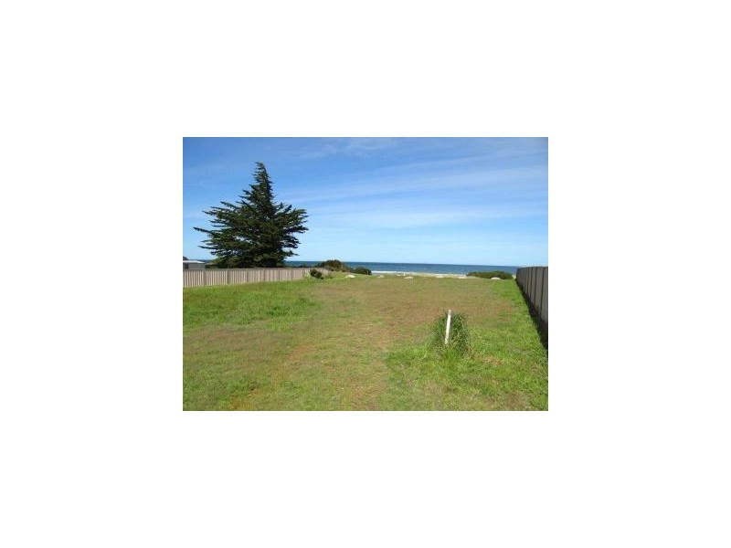 Lots 1 & 4 Pirates Bay Road, Eaglehawk Neck TAS 7179