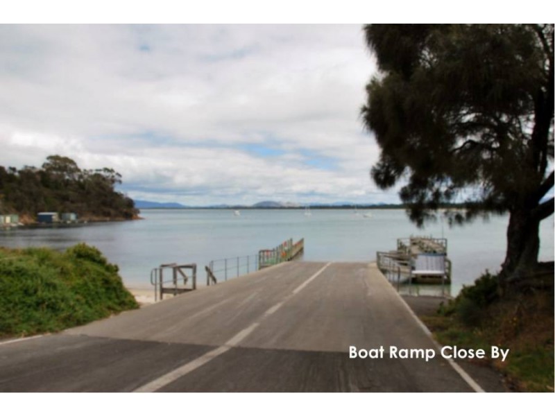 68 Carlton Beach Road, Dodges Ferry TAS 7173