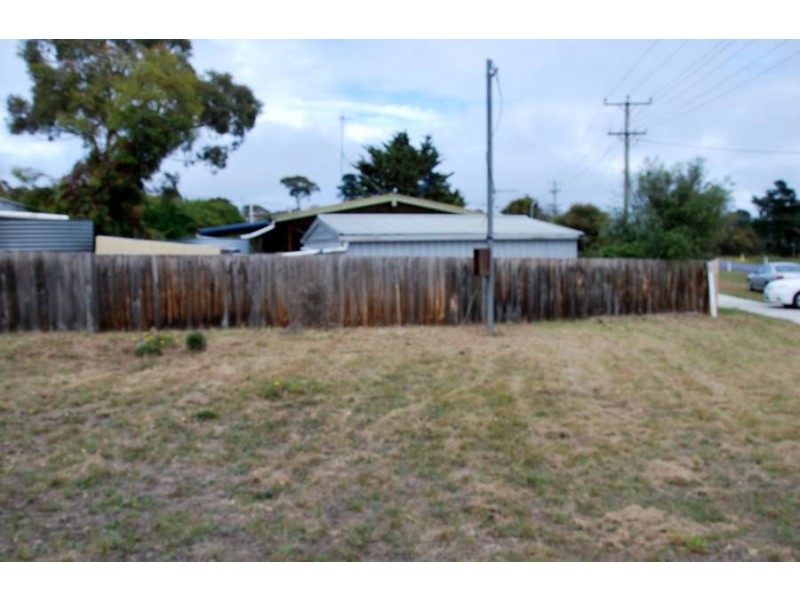 68 Carlton Beach Road, Dodges Ferry TAS 7173