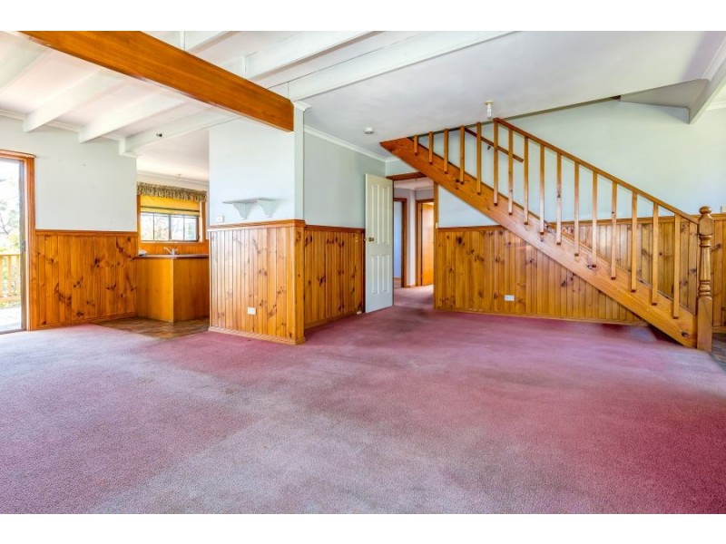 16 Joel Avenue, Carlton TAS 7173