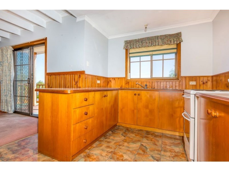 16 Joel Avenue, Carlton TAS 7173