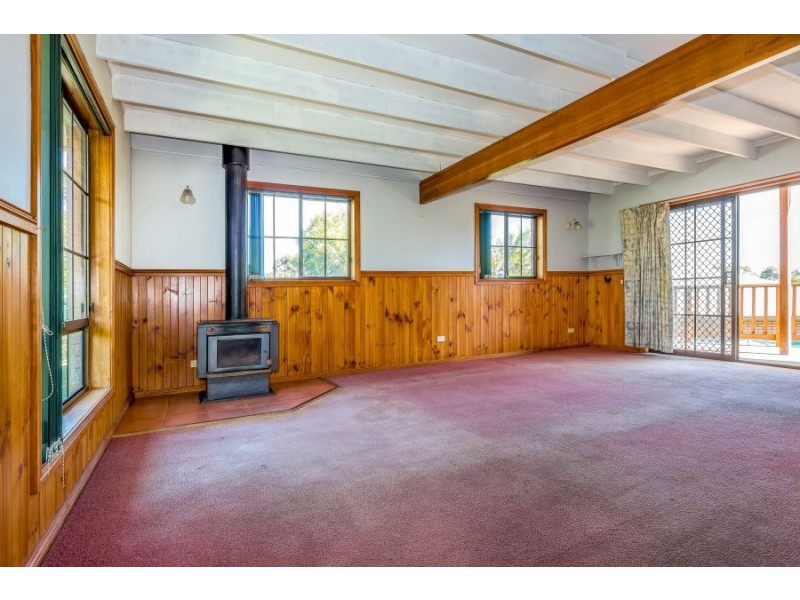 16 Joel Avenue, Carlton TAS 7173