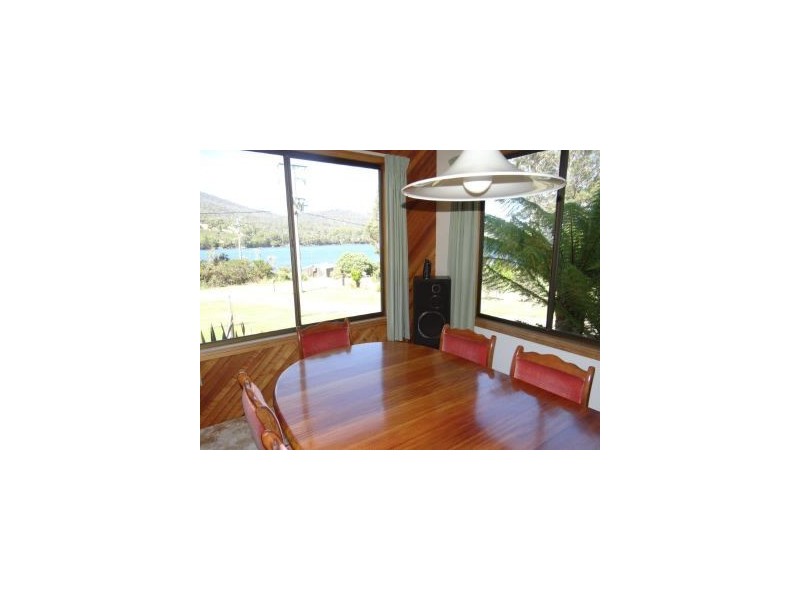 122b Old Jetty Road, Eaglehawk Neck TAS 7179