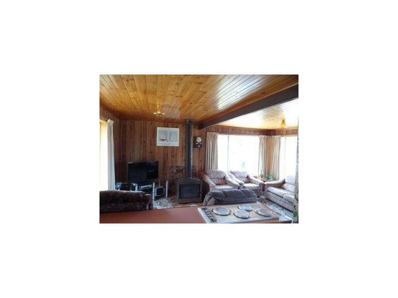192 White Beach Road, White Beach TAS 7184
