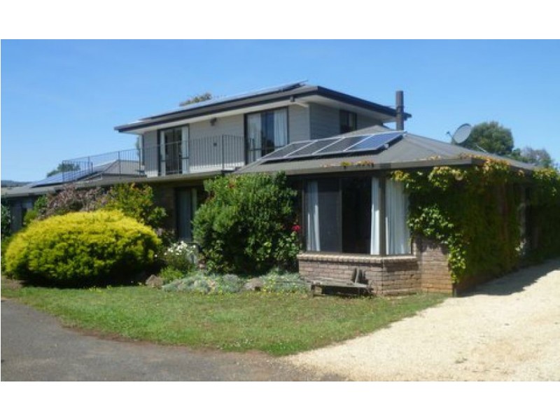 160 Estate Road “Cherry Vale”, Campania TAS 7026