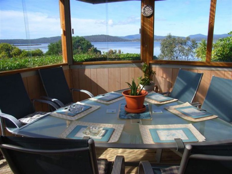 220 Bay Road, Boomer Bay TAS 7177