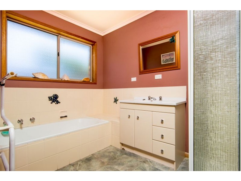 7 Ocean Grove, Carlton TAS 7173