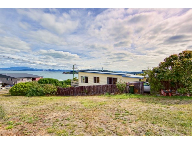 34-36 Robinia Street, Primrose Sands TAS 7173