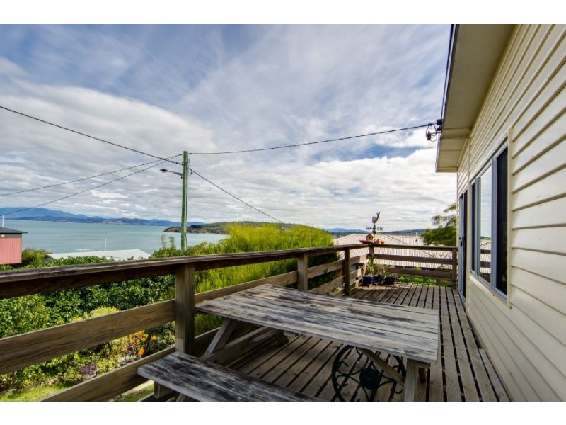 34-36 Robinia Street, Primrose Sands TAS 7173