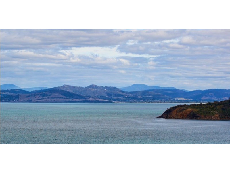 34-36 Robinia Street, Primrose Sands TAS 7173