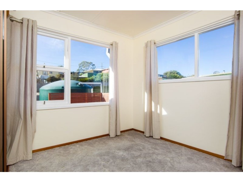 6 Myrica Street, Primrose Sands TAS 7173