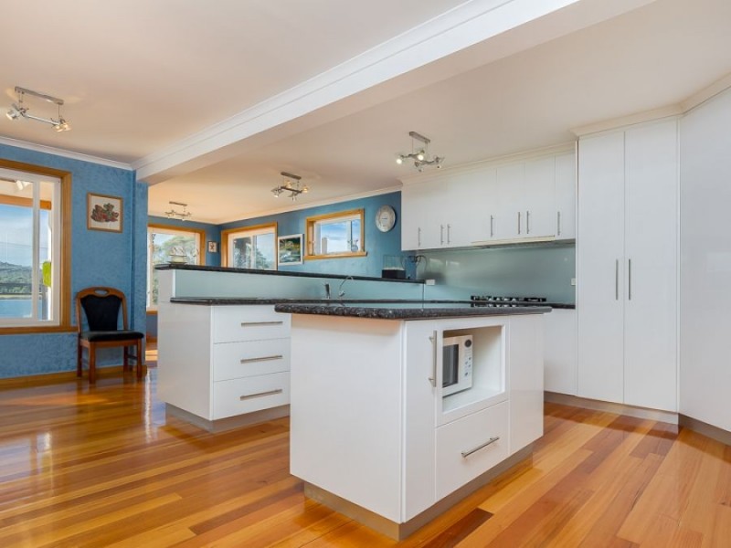 63 Sommers Bay Road, Murdunna TAS 7178