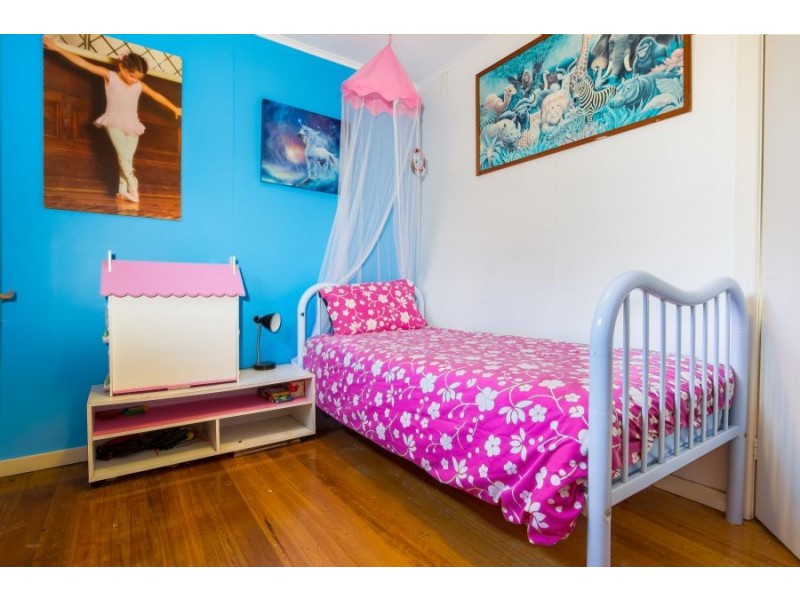 6 Fourth Avenue, Dodges Ferry TAS 7173