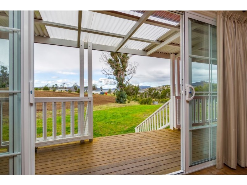 46 Bay Street, Dunalley TAS 7177