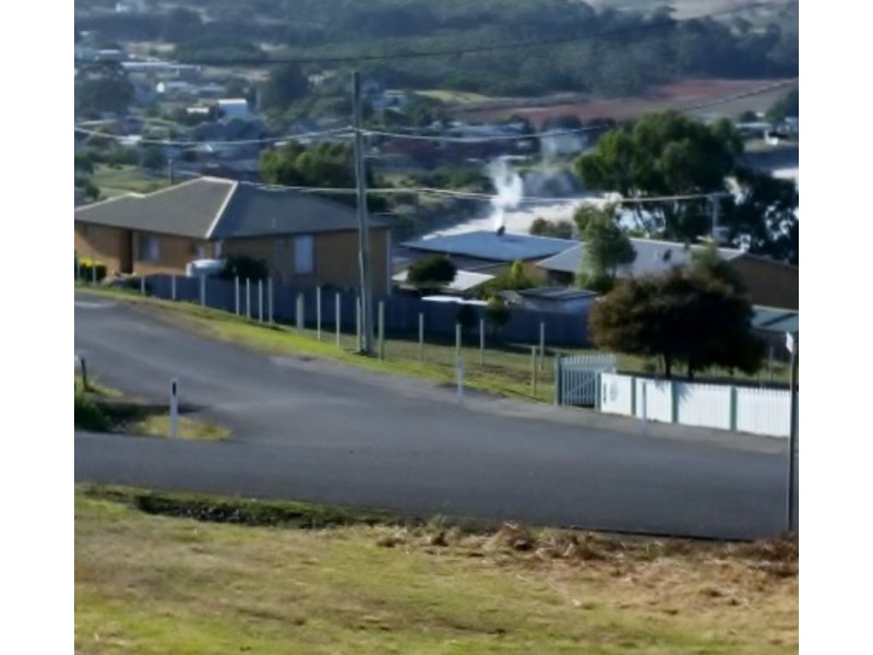 9 Brown Hawk Road, Primrose Sands TAS 7173