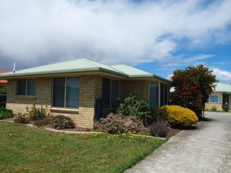 Unit 2/3 Pollock Place, Sorell TAS 7172