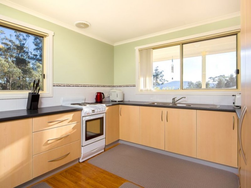 563A White Beach Rd, White Beach TAS 7184