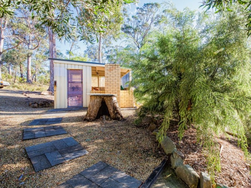 563A White Beach Rd, White Beach TAS 7184