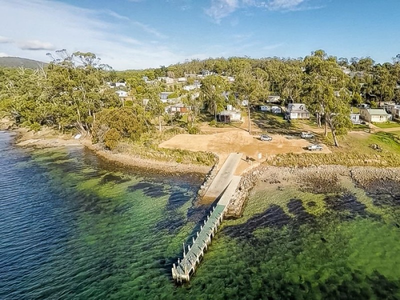 563A White Beach Rd, White Beach TAS 7184