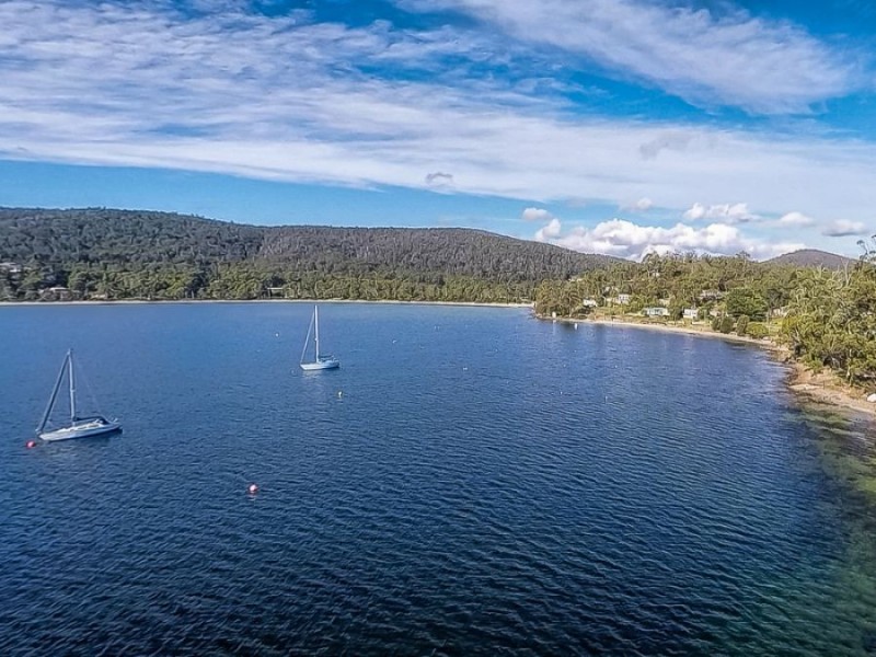 563A White Beach Rd, White Beach TAS 7184