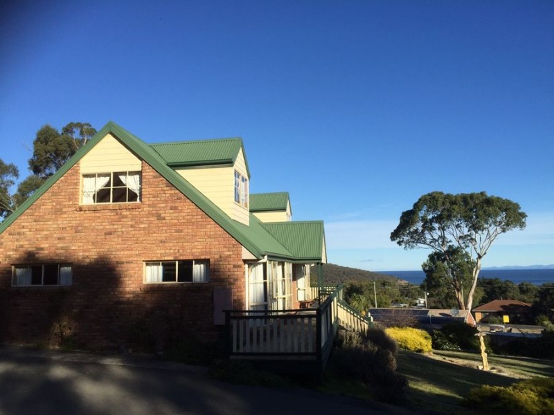 1 Olinka Court, Carlton TAS 7173