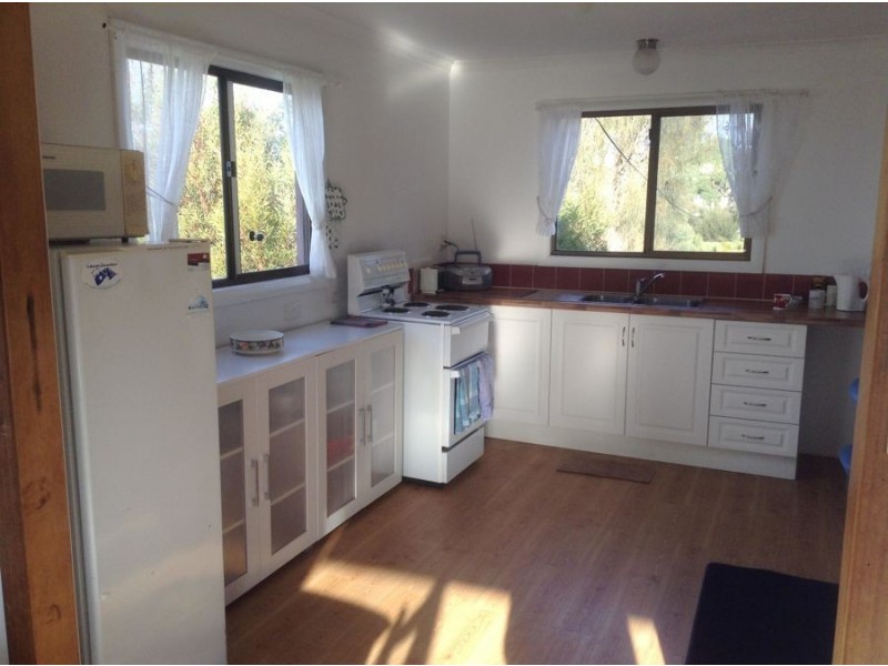 107 Arthur Highway, Dunalley TAS 7177