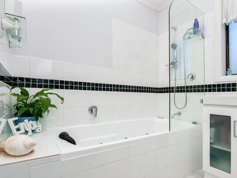 18 Greatbatch Drive, White Beach TAS 7184