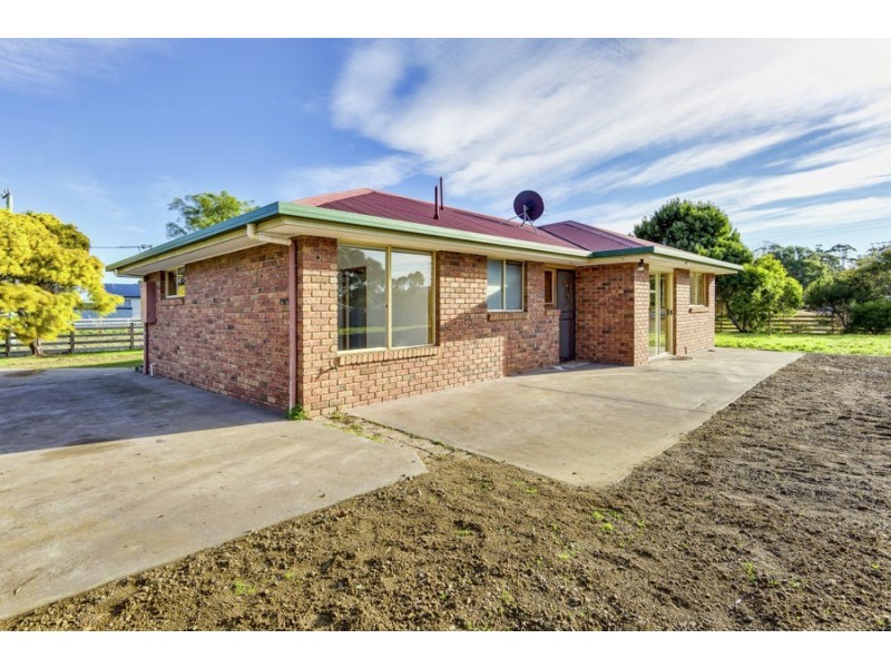 2 Riviera Drive, Carlton TAS 7173