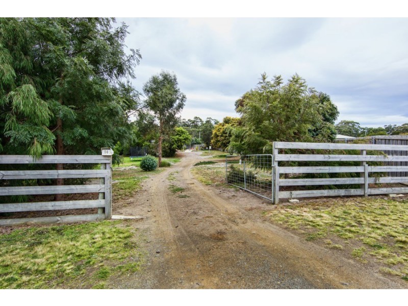 14 Provence Drive, Carlton TAS 7173