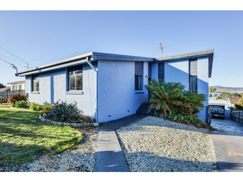29 Third Avenue, Midway Point TAS 7171