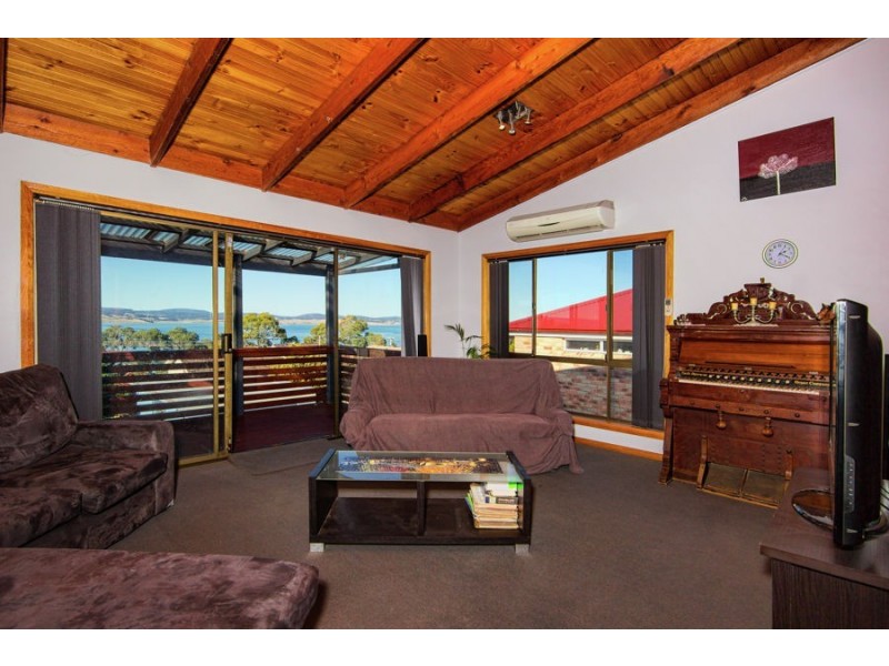 29 Third Avenue, Midway Point TAS 7171