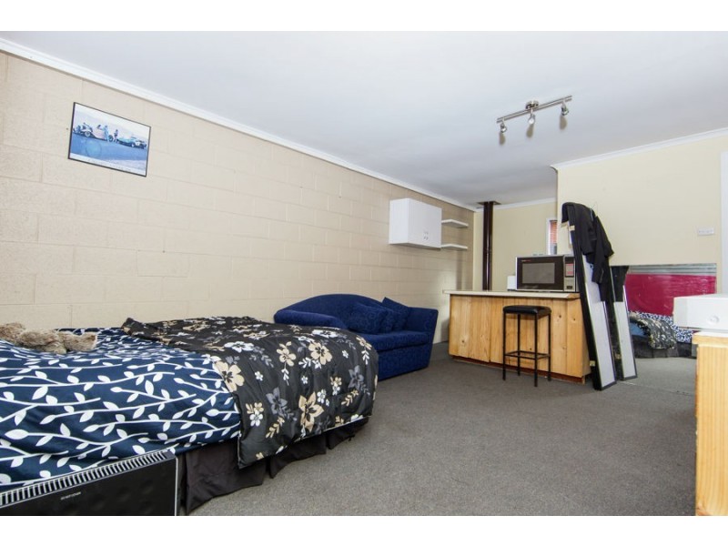50 Raynors Road, Midway Point TAS 7171