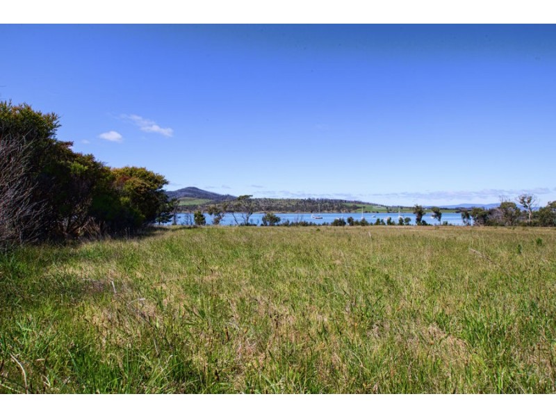 49-67 Arthur Highway, Dunalley TAS 7177