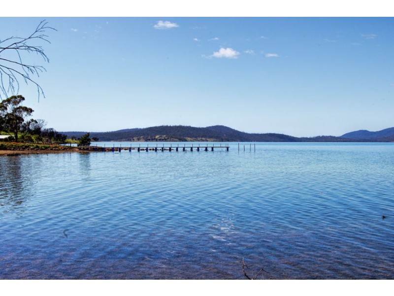 49-67 Arthur Highway, Dunalley TAS 7177