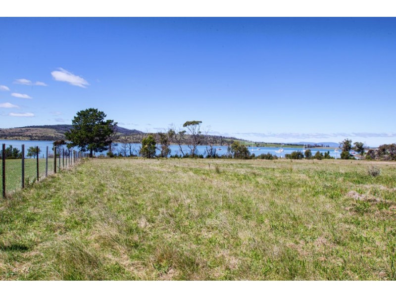 49-67 Arthur Highway, Dunalley TAS 7177