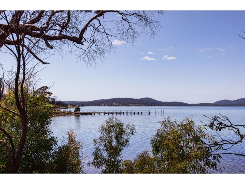 49-67 Arthur Highway, Dunalley TAS 7177