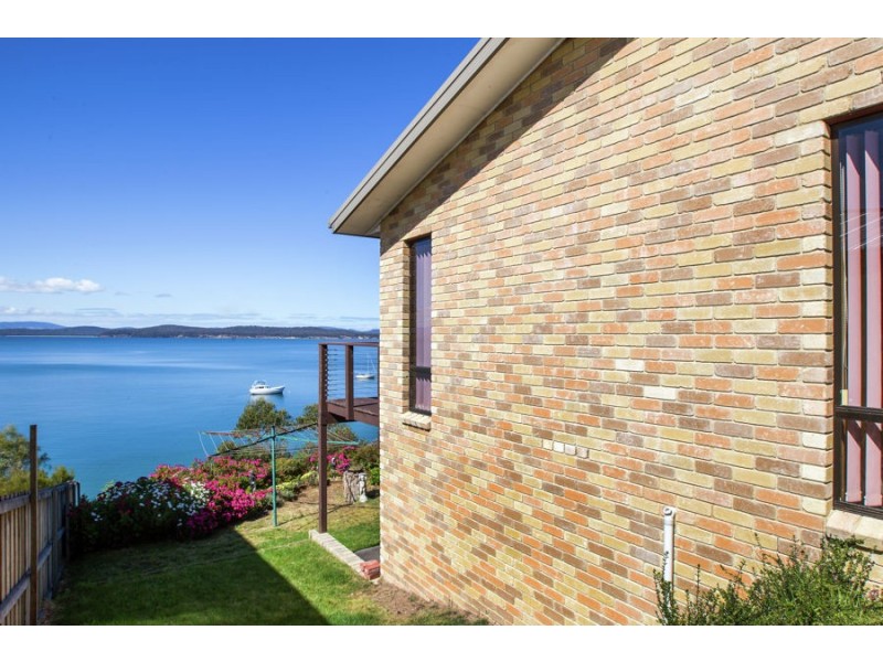 21 Susans Bay Road, Primrose Sands TAS 7173