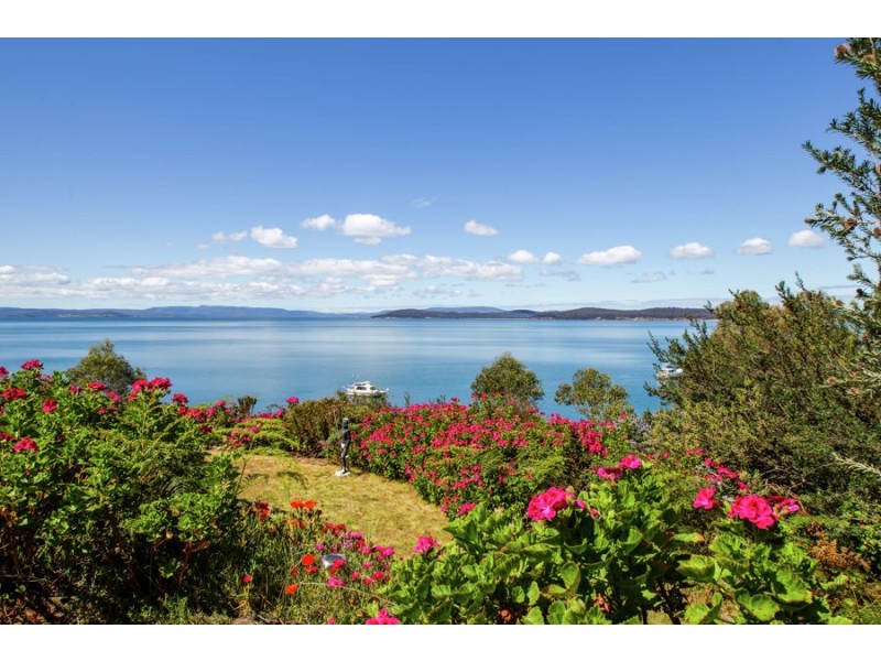21 Susans Bay Road, Primrose Sands TAS 7173