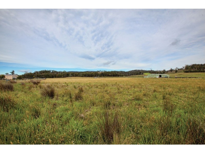 Lot 1/425 Bay Road, Boomer Bay TAS 7177