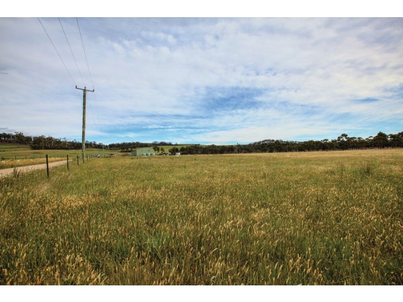 Lot 1/425 Bay Road, Boomer Bay TAS 7177