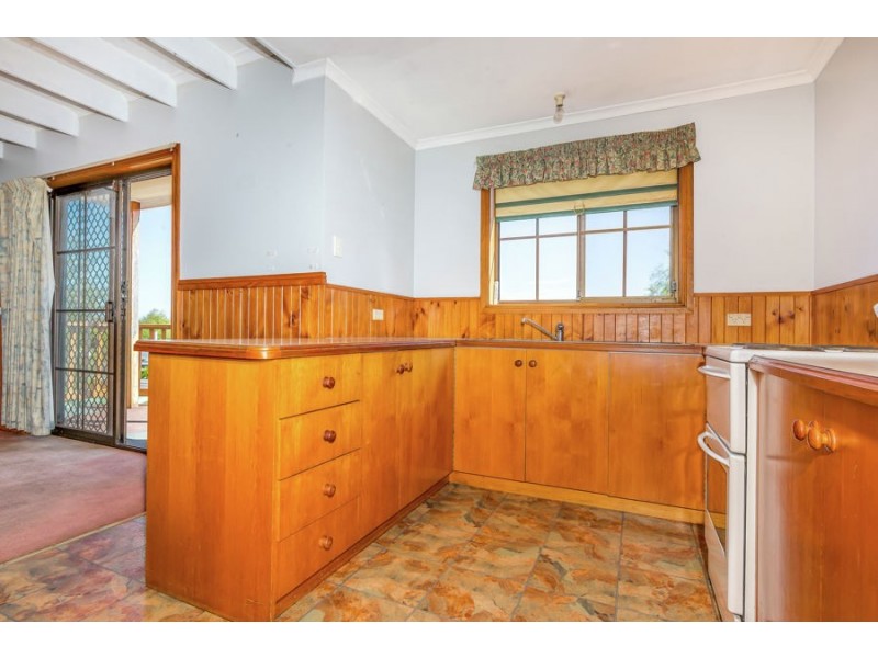 16 Joel Avenue, Carlton TAS 7173