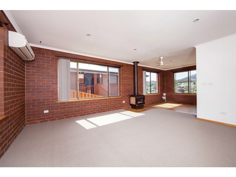 36 St Helens Street, Lindisfarne TAS 7015