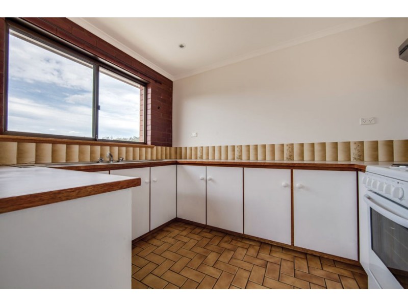 36 St Helens Street, Lindisfarne TAS 7015