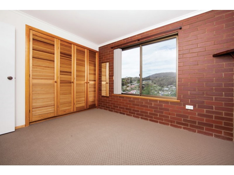 36 St Helens Street, Lindisfarne TAS 7015